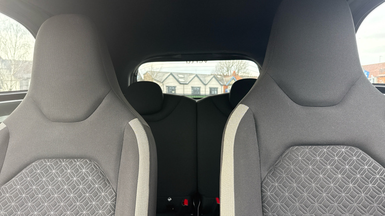 Toyota Aygo X 1.0 VVT-i Edge 5dr Auto Petrol Hatchback